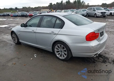 2011 BMW 328I xDrive из США, поврежденный, VIN WBAPK7C50BA819710